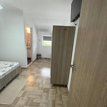 Pensiune Casa Inna *